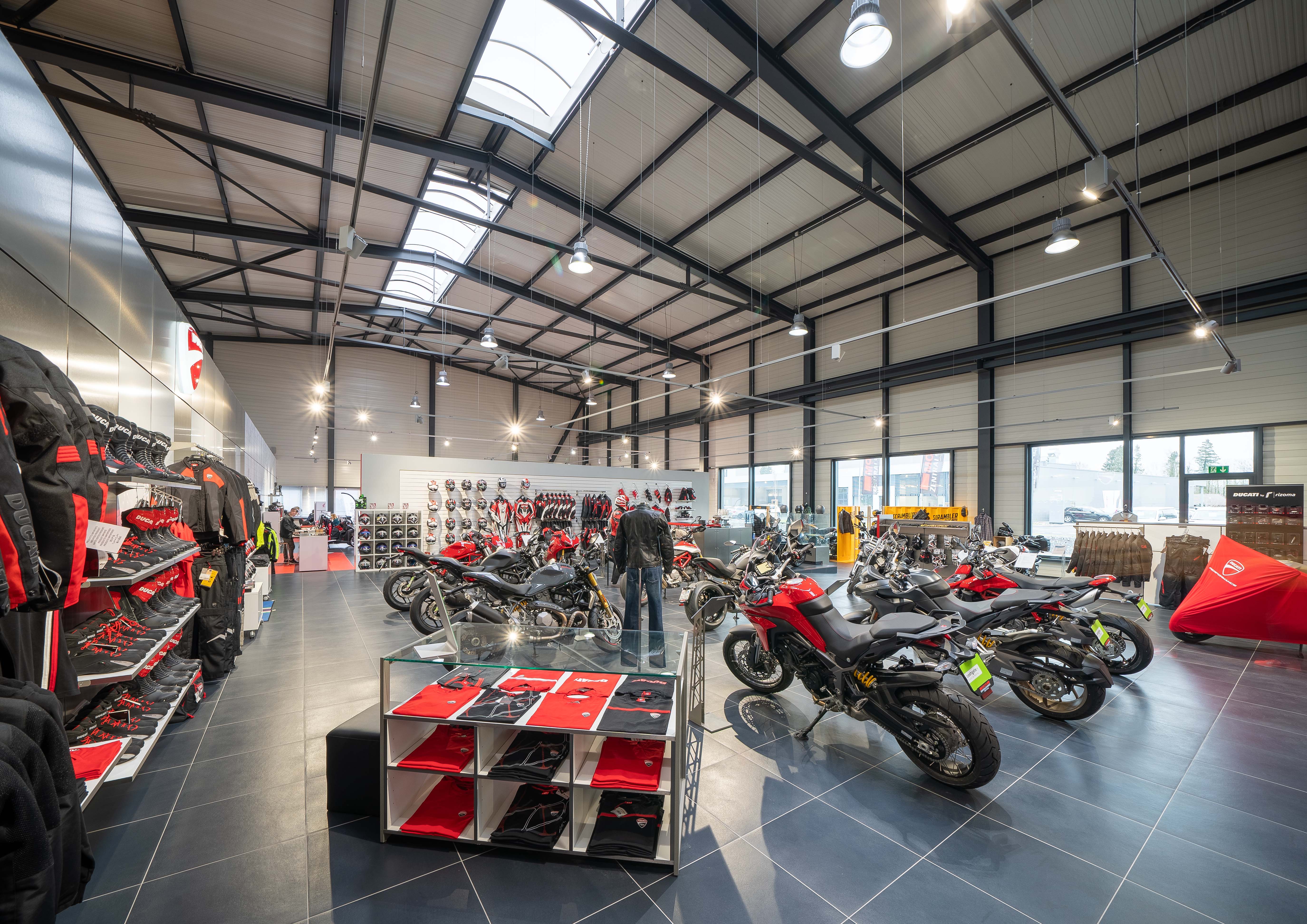 Desmoto AG Ducati Showroom 1 HP