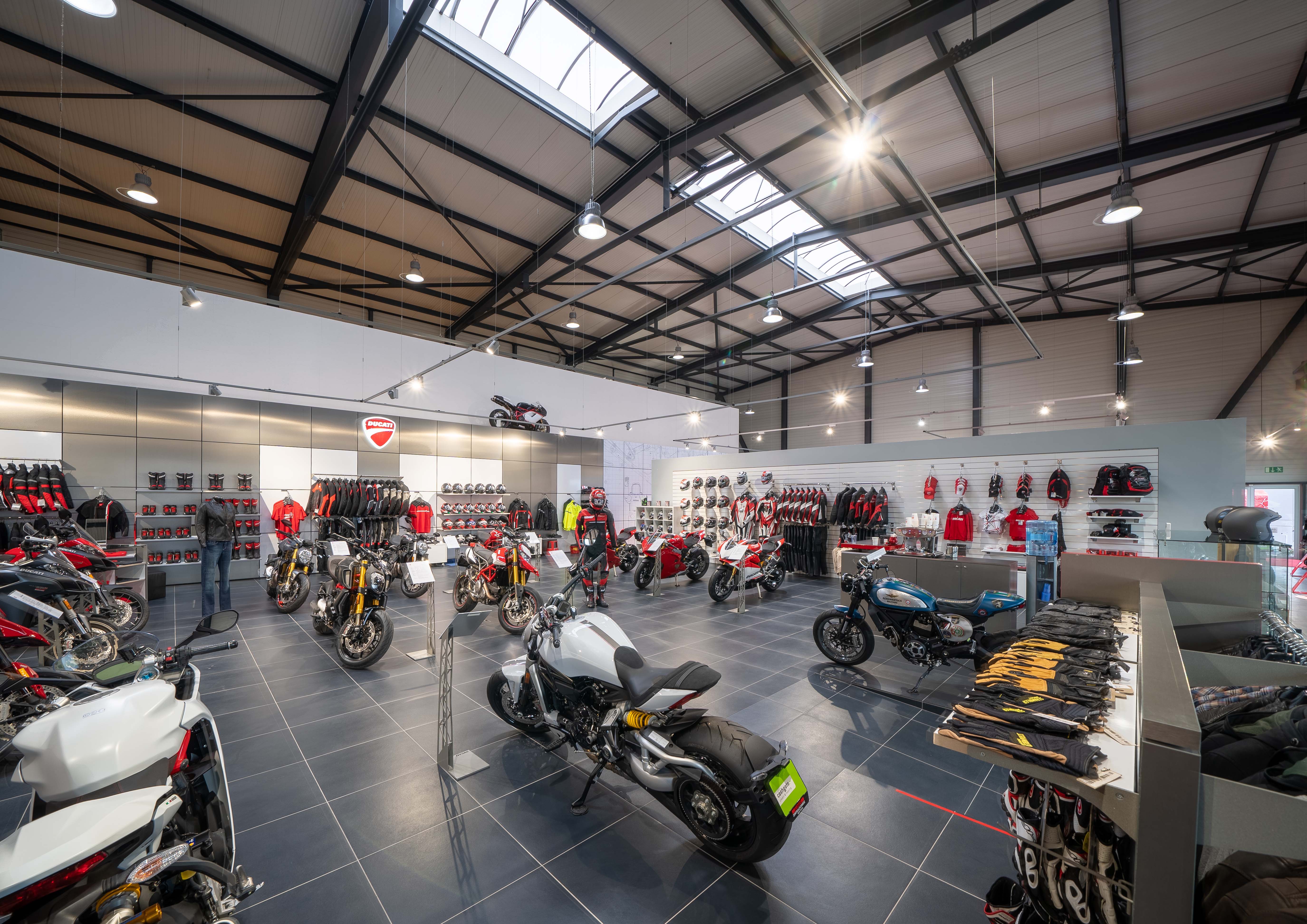 Desmoto AG Ducati Showroom 6 HP